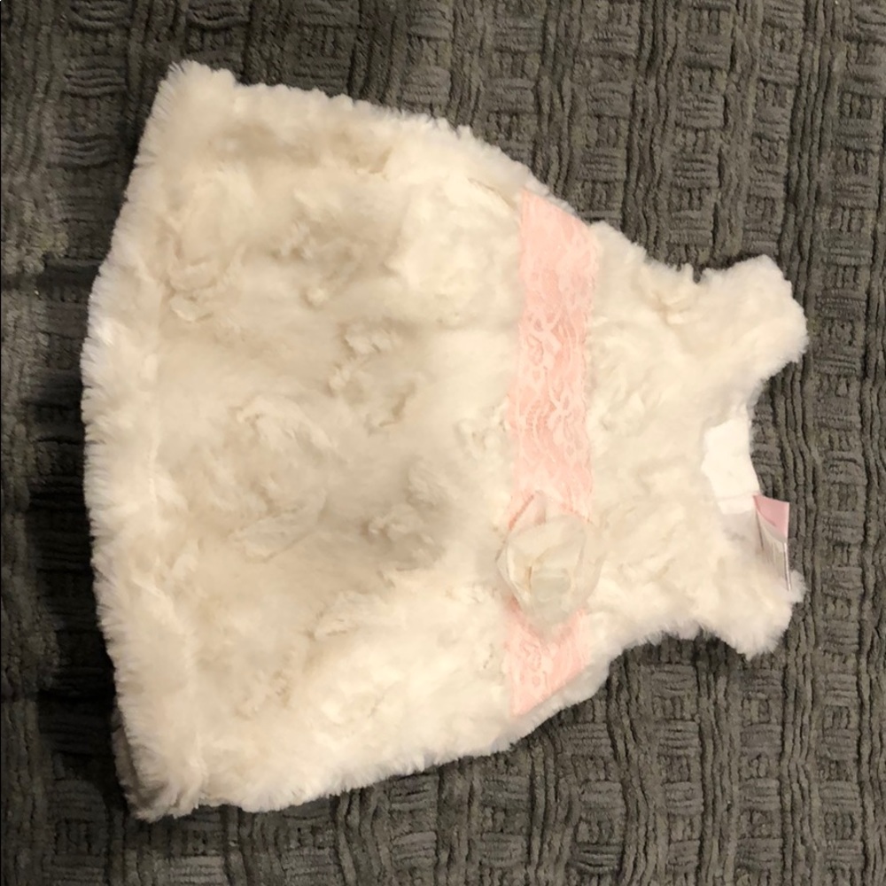 Little Lass Baby girls 6-9 month old dress